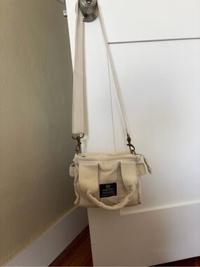 BDG Serena Corduroy Mini
Tote | Tan, Crossbody, Cotton | Urban Outfitters